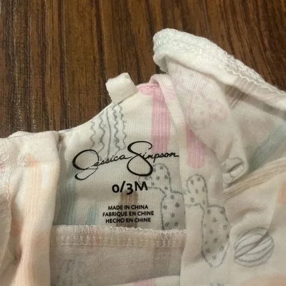 0-3 Months Jessica Simpson Cactus Jumpsuit with Ruffles & Buttons - Picture 4 of 7